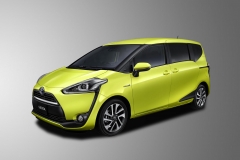 Toyota Sienta 2015