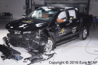 Toyota Hilux: две большие разницы