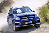 Mercedes GL переодели в денди