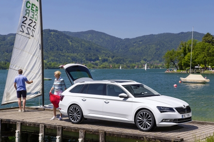 Тест-драйв Skoda Superb Combi new: Иноходец