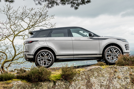 Range Rover Evoque D180: стоит ли платить больше?