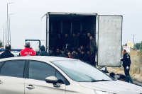Обнаружена еще одна крупная партия мигрантов в фуре-рефрижераторе