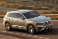 VW Touareg 3 поколения: без понижайки!