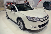 Citroen C5 CrossTourer собрался на бездорожье