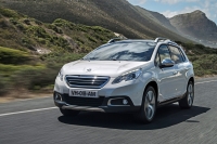 Peugeot 2008 станет гибридом на воздухе