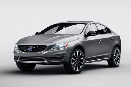 Volvo привез в Детройт вседорожный седан