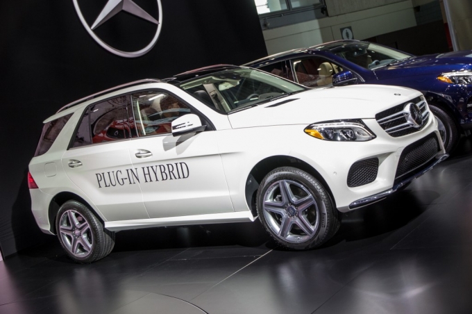 Гибридный Mercedes-Benz GLE