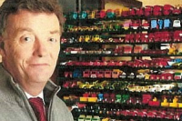 Коллекцию игрушечных машинок продают по цене нового Ferrari