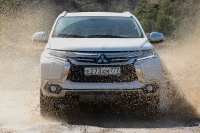 Mitsubishi Pajero Sport 2,4DI-D 6АТ: Ограничимся дизелем