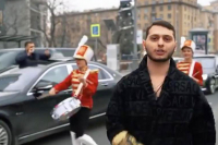 Рэперы на «Майбахах» незаконно перекрыли дорогу к Кремлю