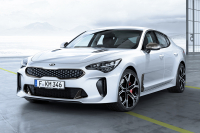 Новый Kia Stinger скоро в России по цене от 2 409 900 рублей