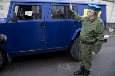 «Тигр» Жириновского прорвался в Луганск