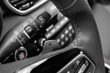 медиасистема поддерживает платформы Apple CarPlay и Android Auto. Кроме того, предусмотрен модуль для беспроводной зарядки смартфонов по протоколу Qi