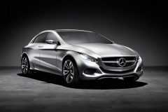 Mercedes F800 Style (видео)