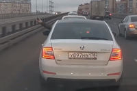 Агрессивный водитель бросил гранату под колеса обидчика (видео)