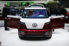 Мой персональный парад Женевского автосалона: 6. VW New Bulli: вот это бычок для народа!